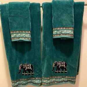 Bombay decorative Towels.